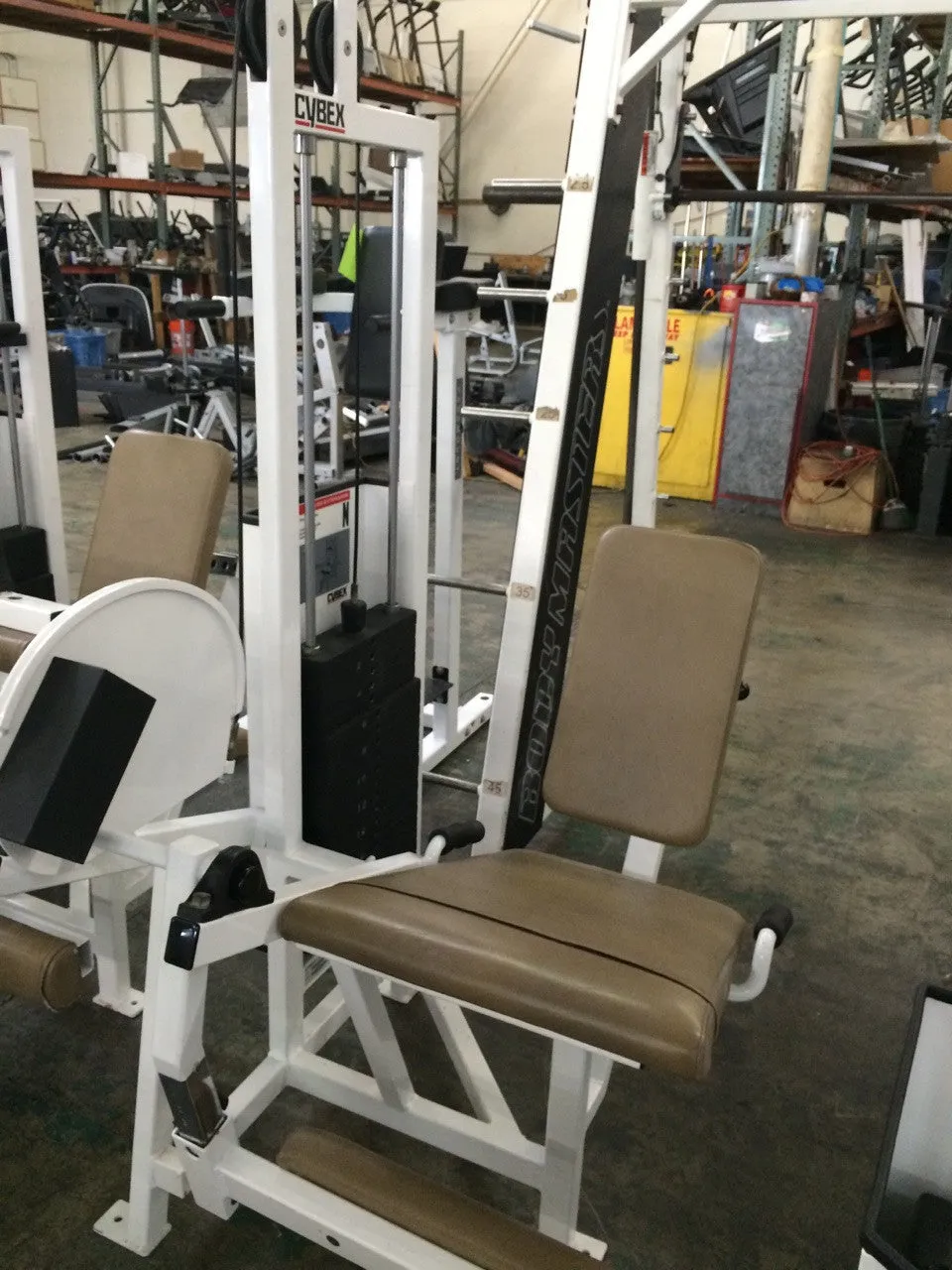 CYBEX Classic Full Club Gym