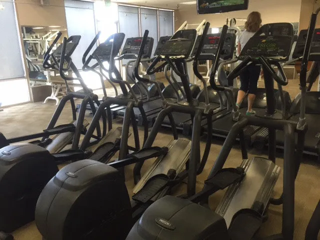 CYBEX Classic Full Club Gym