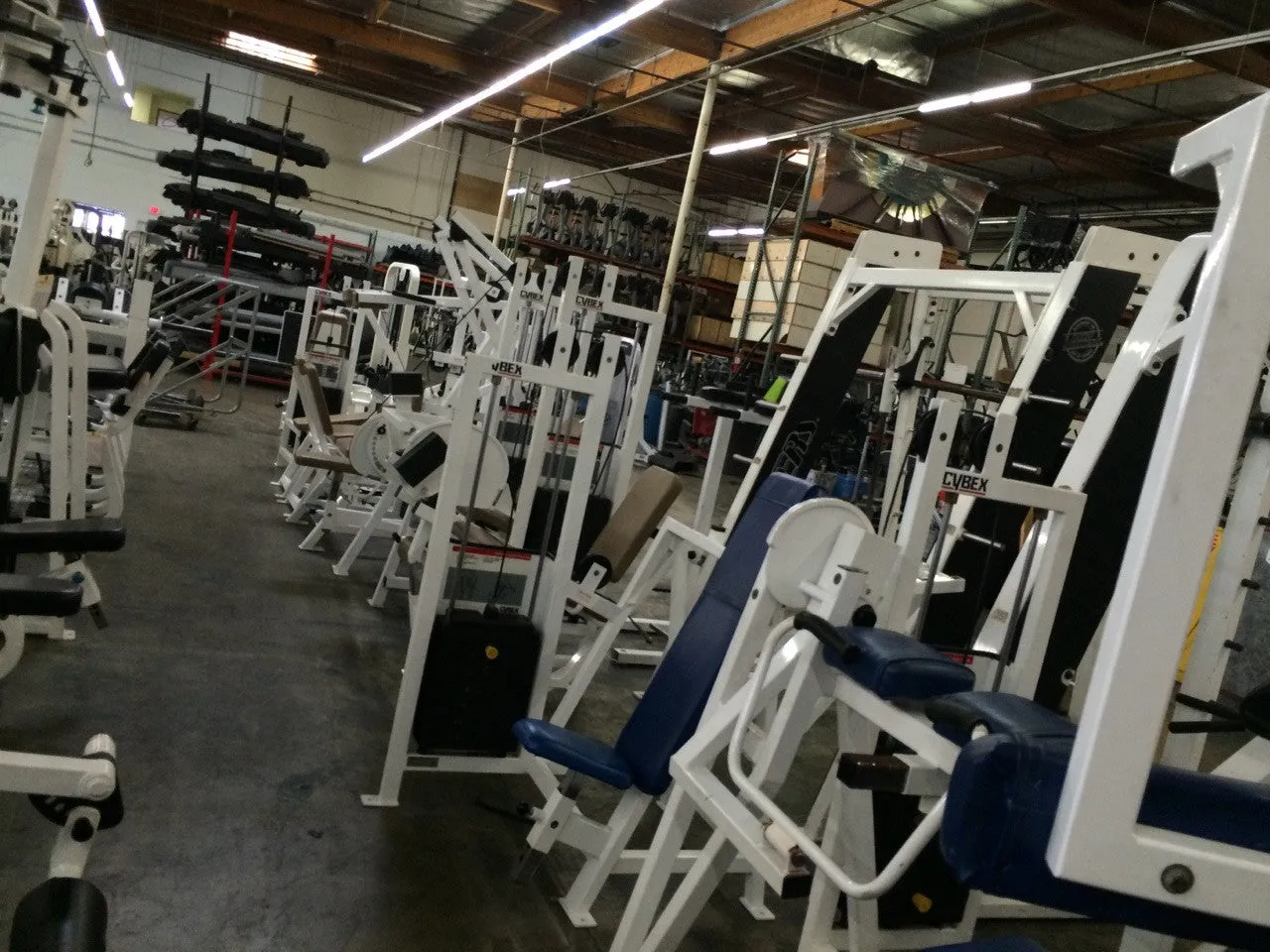 CYBEX Classic Full Club Gym