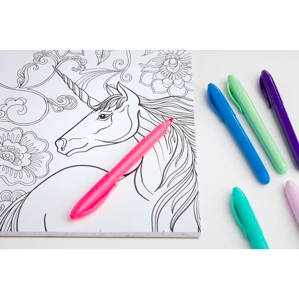 Kaleidoscope Colouring Kit: Rainbow Unicorns