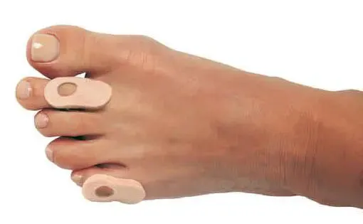 PediFix Felt Corn Protectors  Soft Cushioning for Painful Corns